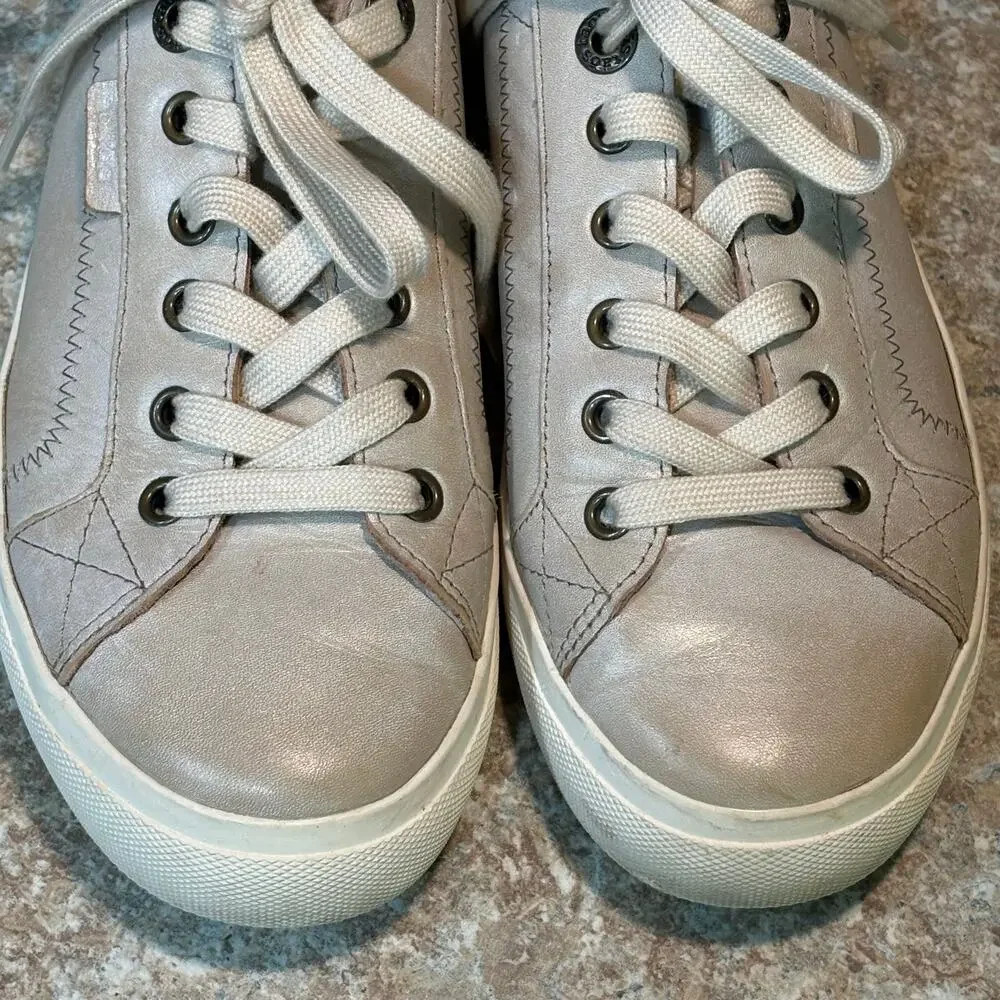 Taos Footwear brand taos